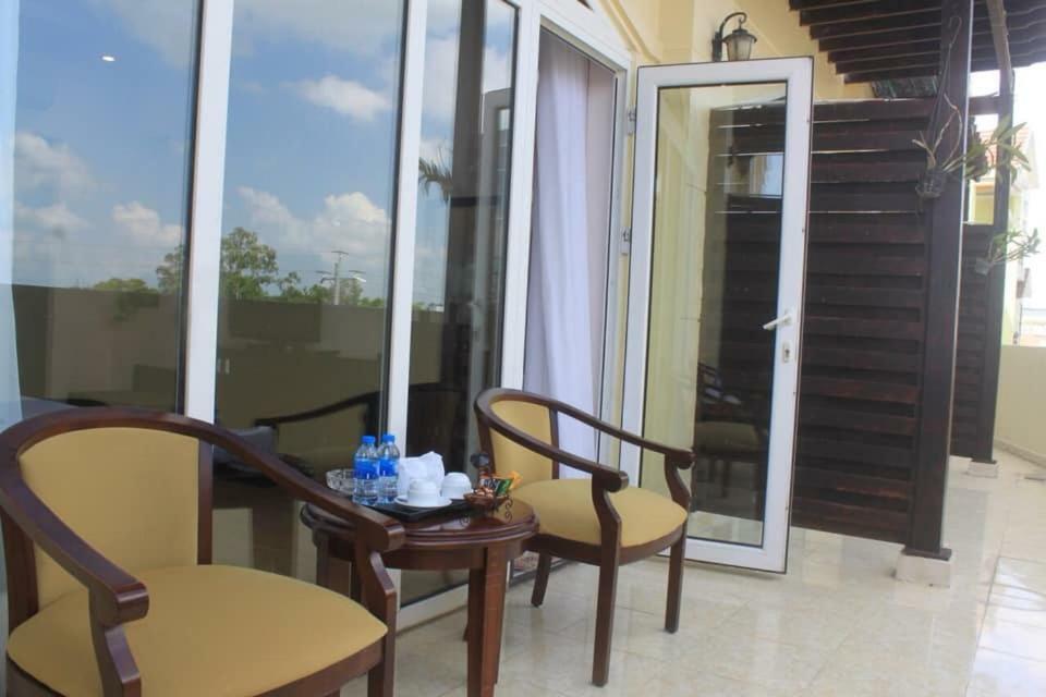 Chau Pho Hotel Chau Doc Exterior photo